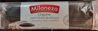 Linguine com tinta de choco