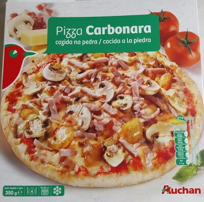 Pizza Carbonara cozida na pedra