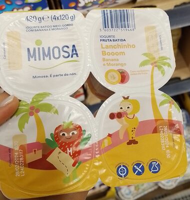 Iogurte Fruta Batida Lanchinho Booom Banana e Morango