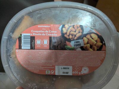 Croquetes de carne e rissóis de camarão
