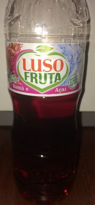 Fruta, com Sumo de Romã e Açaí